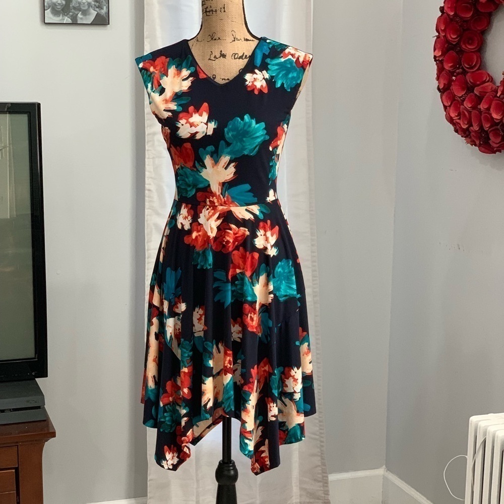 Ellen Tracy bold print floral dress size S - Picture 2 of 8